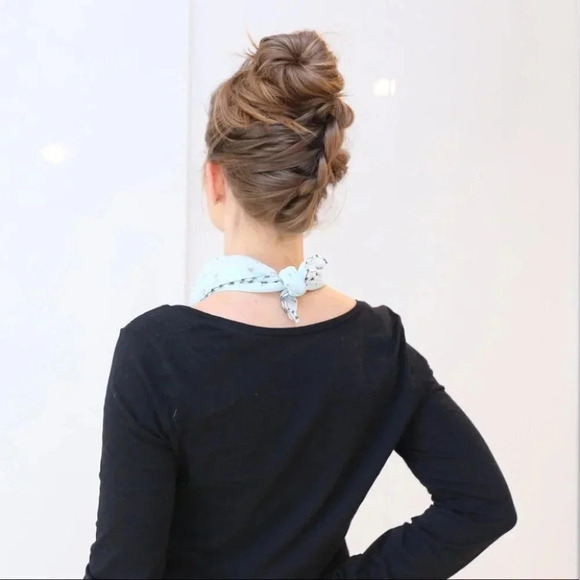 3 for $36. Face mask neck scarf - Picture 4 of 16